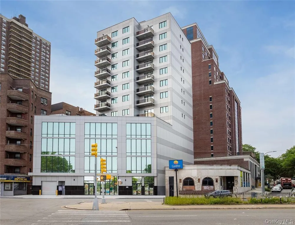 124-28 Queens Boulevard #9A Kew Gardens, NY 11415