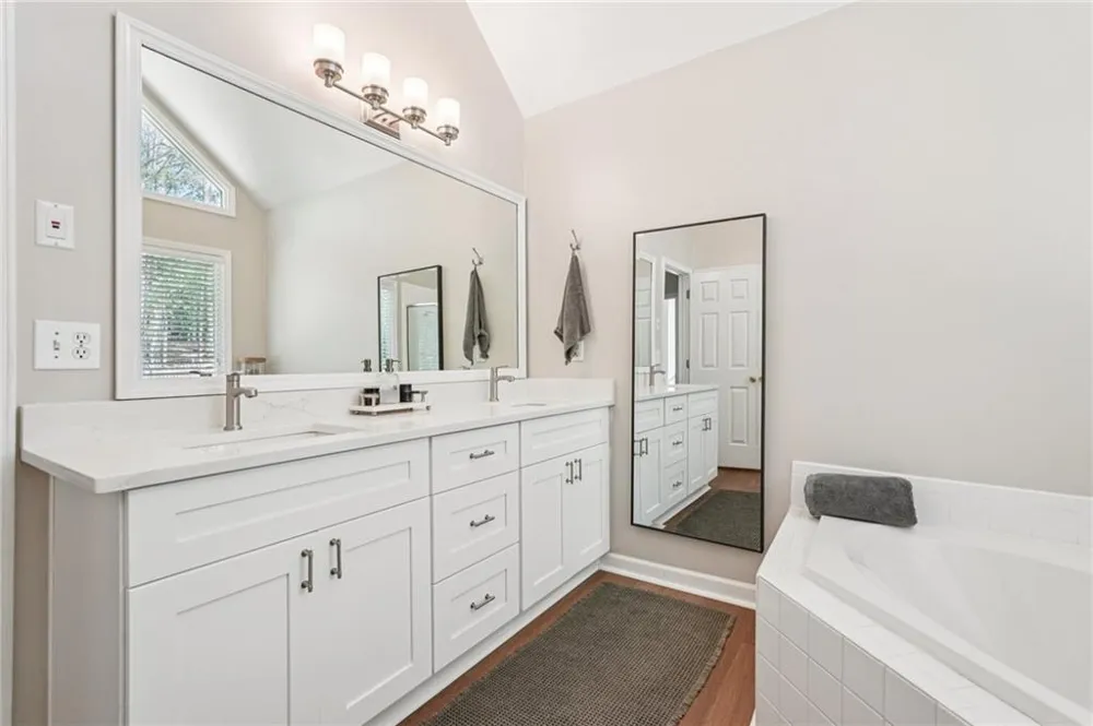 605 Silverberry Lane Sugar Hill, GA 30518