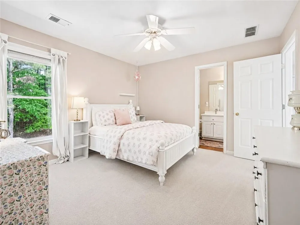 605 Silverberry Lane Sugar Hill, GA 30518