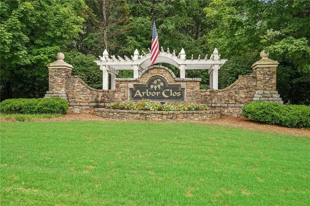 605 Silverberry Lane Sugar Hill, GA 30518