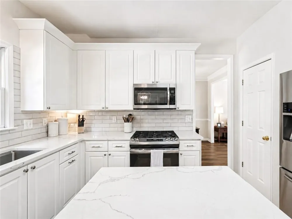 605 Silverberry Lane Sugar Hill, GA 30518