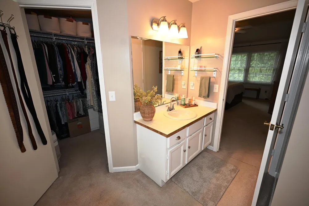 7189 Bridlewood Circle Portage City, MI 49024