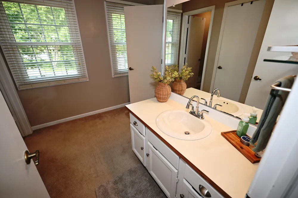 7189 Bridlewood Circle Portage City, MI 49024