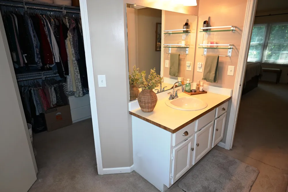 7189 Bridlewood Circle Portage City, MI 49024