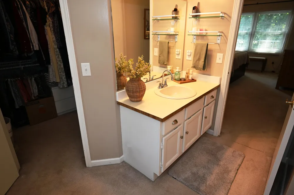 7189 Bridlewood Circle Portage City, MI 49024