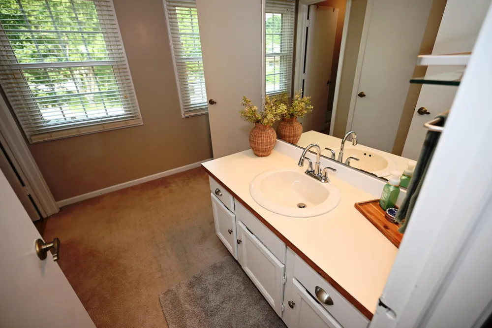 7189 Bridlewood Circle Portage City, MI 49024