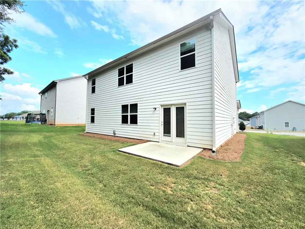 274 Walnut Grove Way Pendergrass, GA 30567