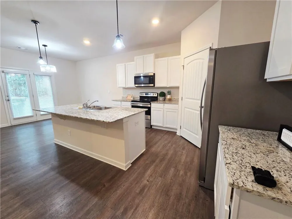 274 Walnut Grove Way Pendergrass, GA 30567