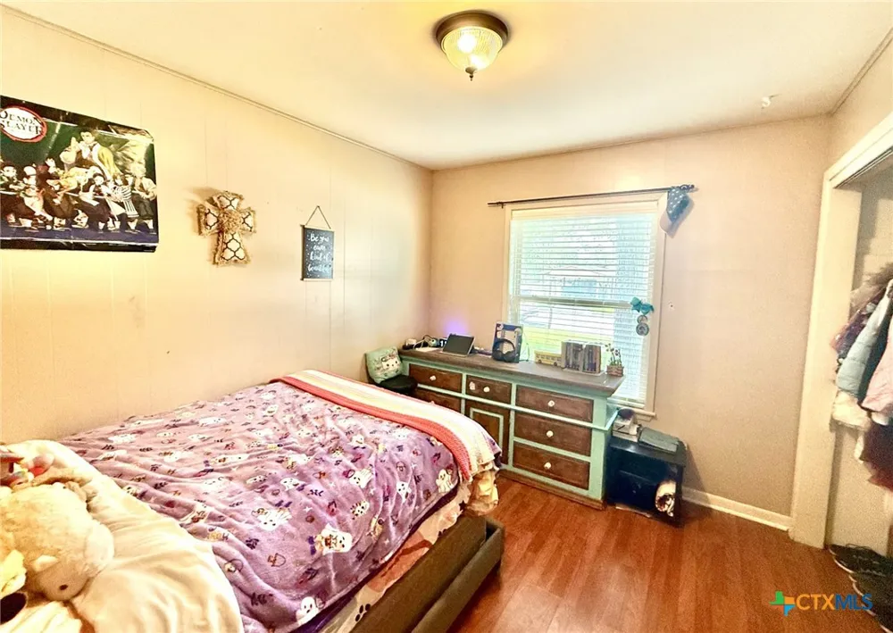 203 W Koether Street Shiner, TX 77984