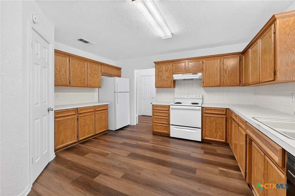 1905 Mcginnis Court Harker Heights, TX 76548