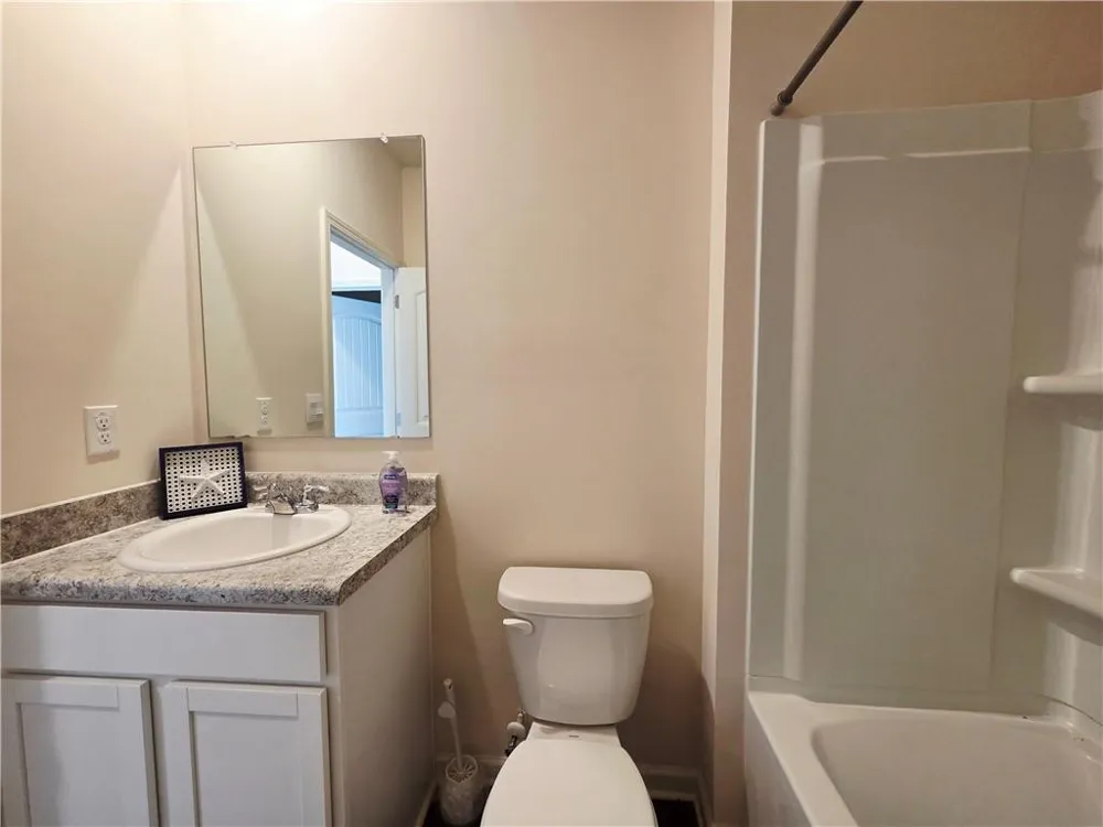 306 Walnut Grove Way Pendergrass, GA 30567
