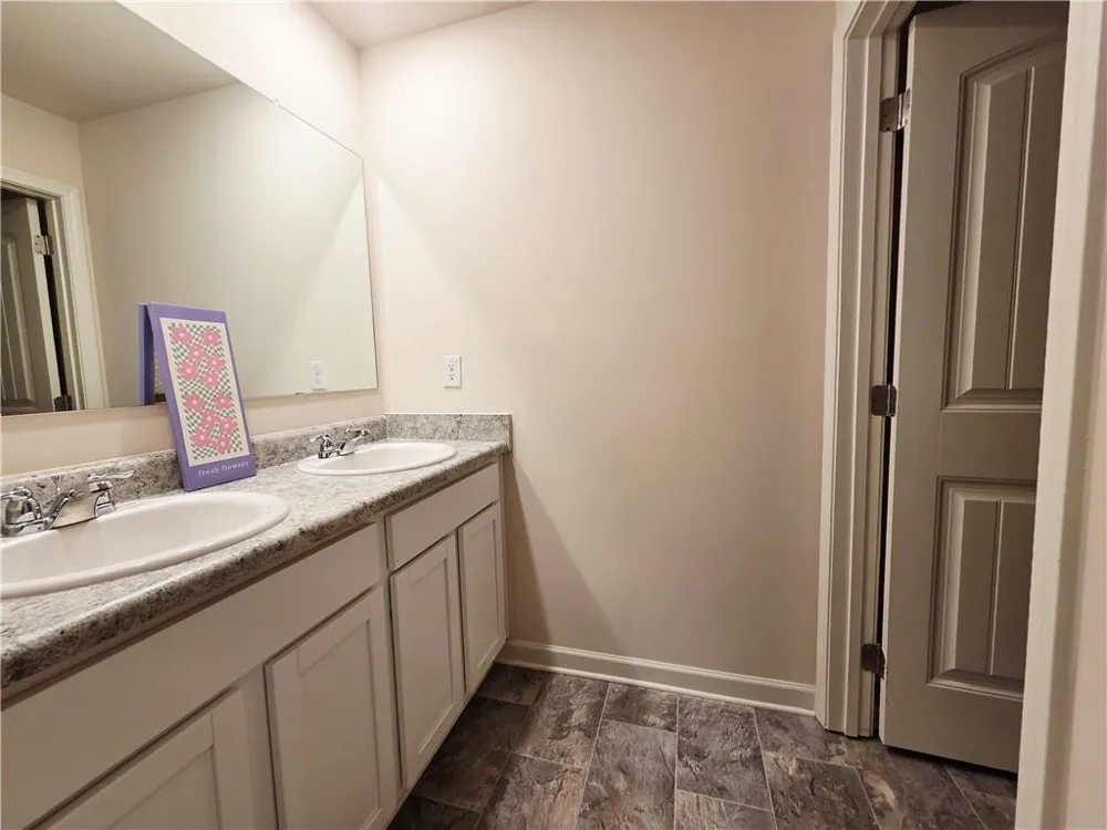306 Walnut Grove Way Pendergrass, GA 30567