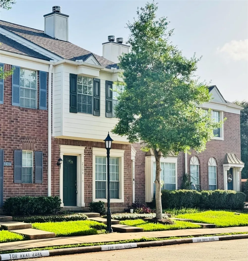 2930 Grants Lake Boulevard #2304 Sugar Land, TX 77479