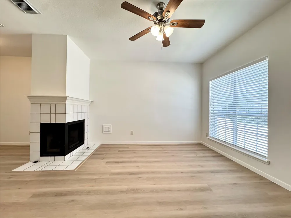 2930 Grants Lake Boulevard #2304 Sugar Land, TX 77479