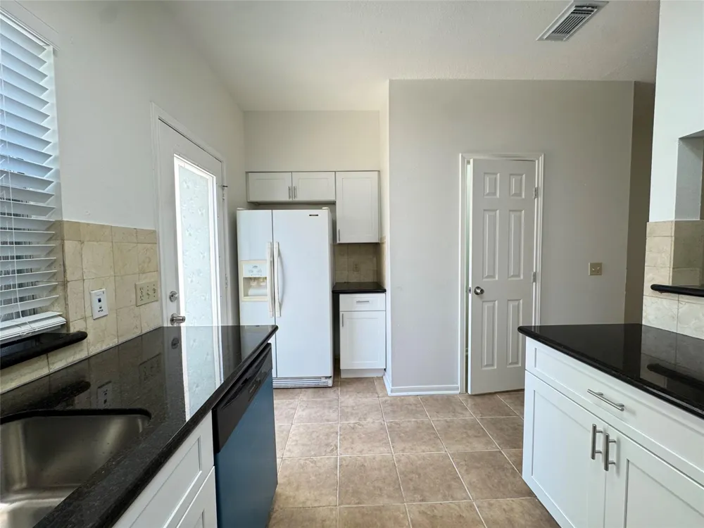 2930 Grants Lake Boulevard #2304 Sugar Land, TX 77479