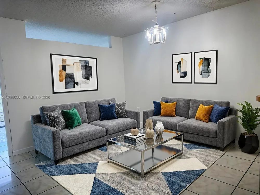 3610 NW 21st St #311 Lauderdale Lakes, FL 33311