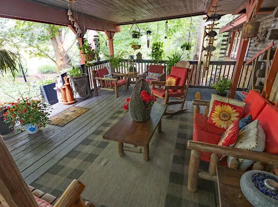 5912 English Avenue NE Comstock Park, MI 49321