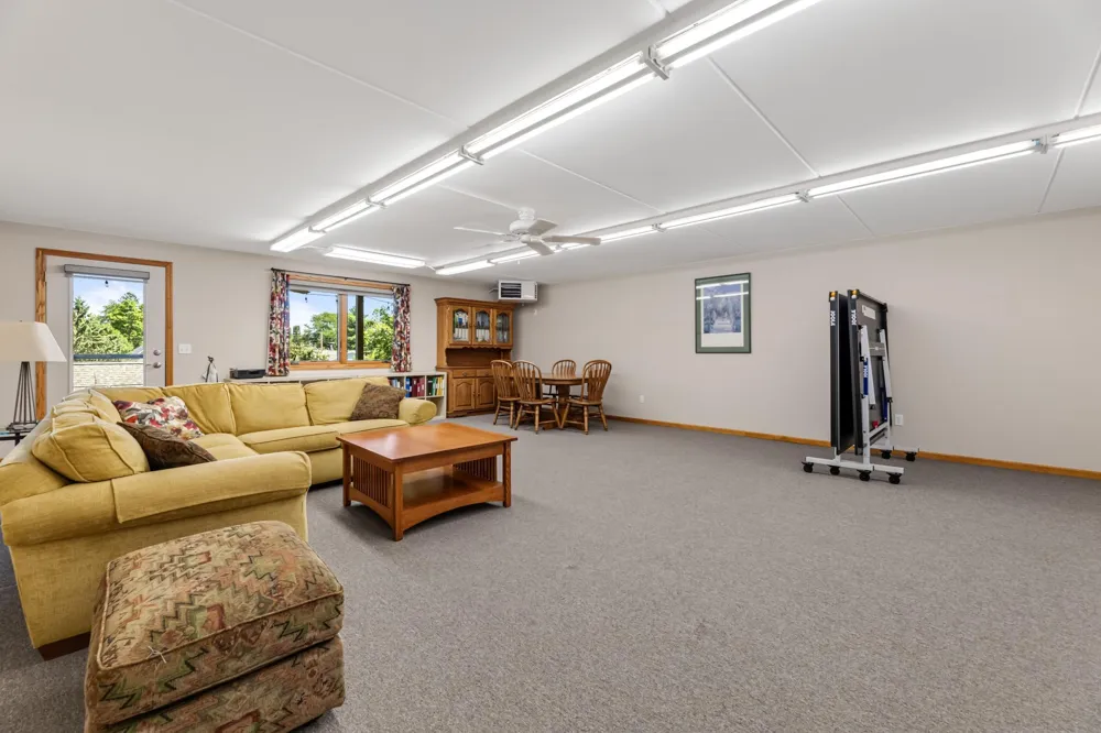329 2nd Street E Wabasha, MN 55981