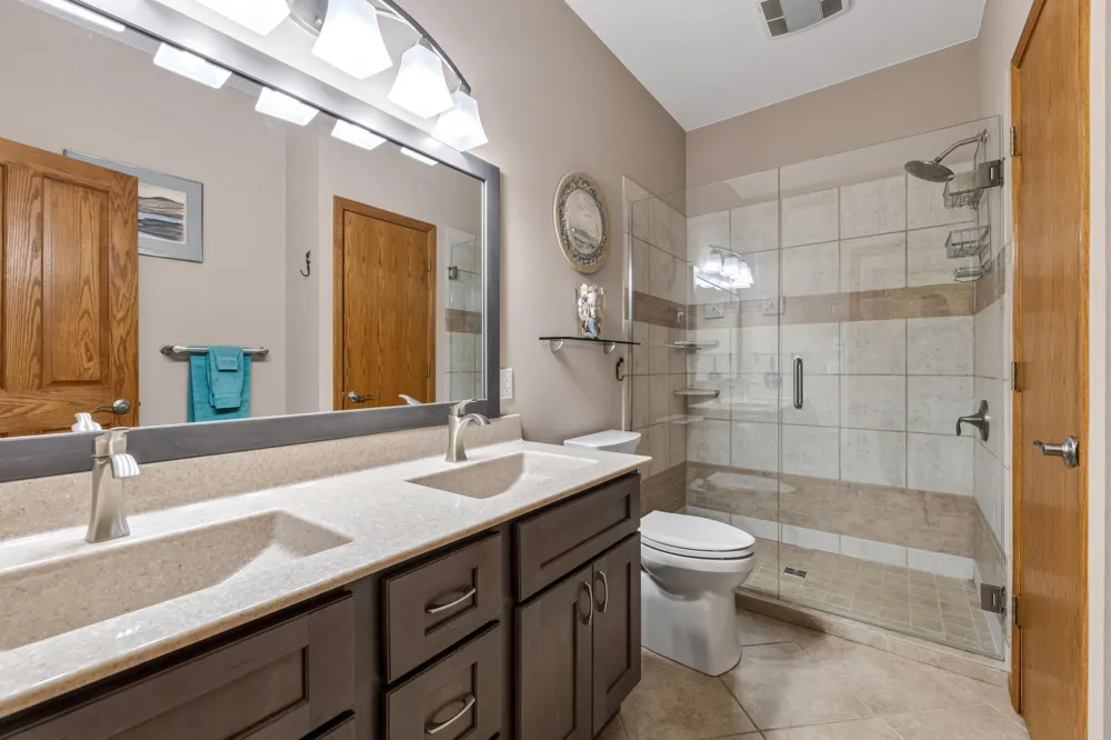 329 2nd Street E Wabasha, MN 55981