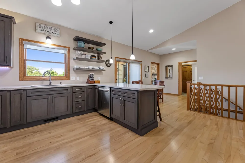 329 2nd Street E Wabasha, MN 55981