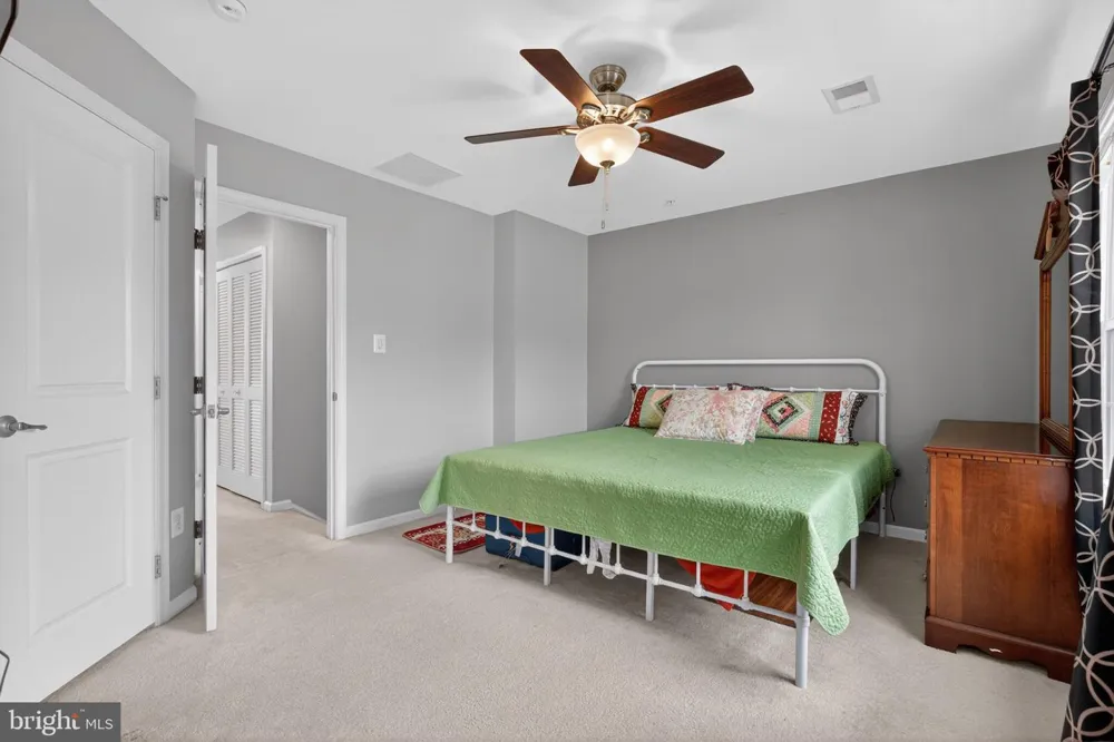 37 S CENTER STREET Hanover, PA 17331