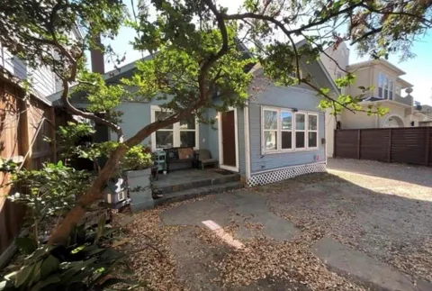 3403 Yupon Street #2