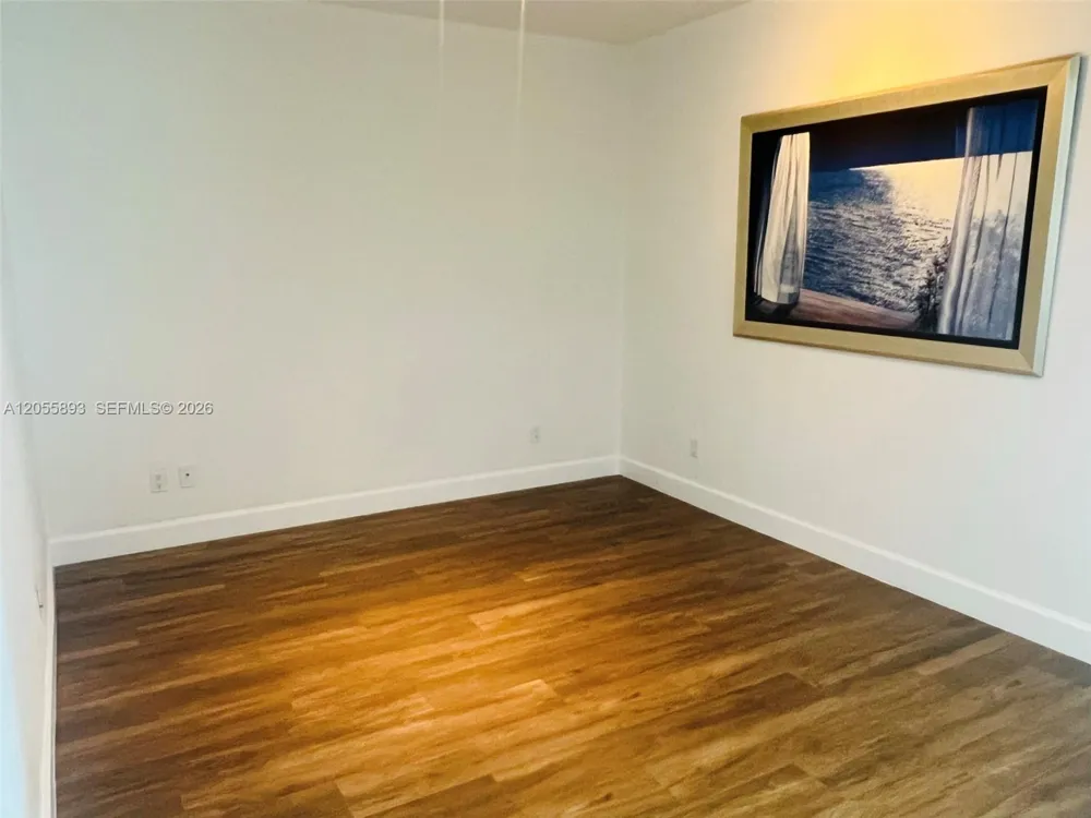 14951 Royal Oaks Ln #409 North Miami, FL 33181