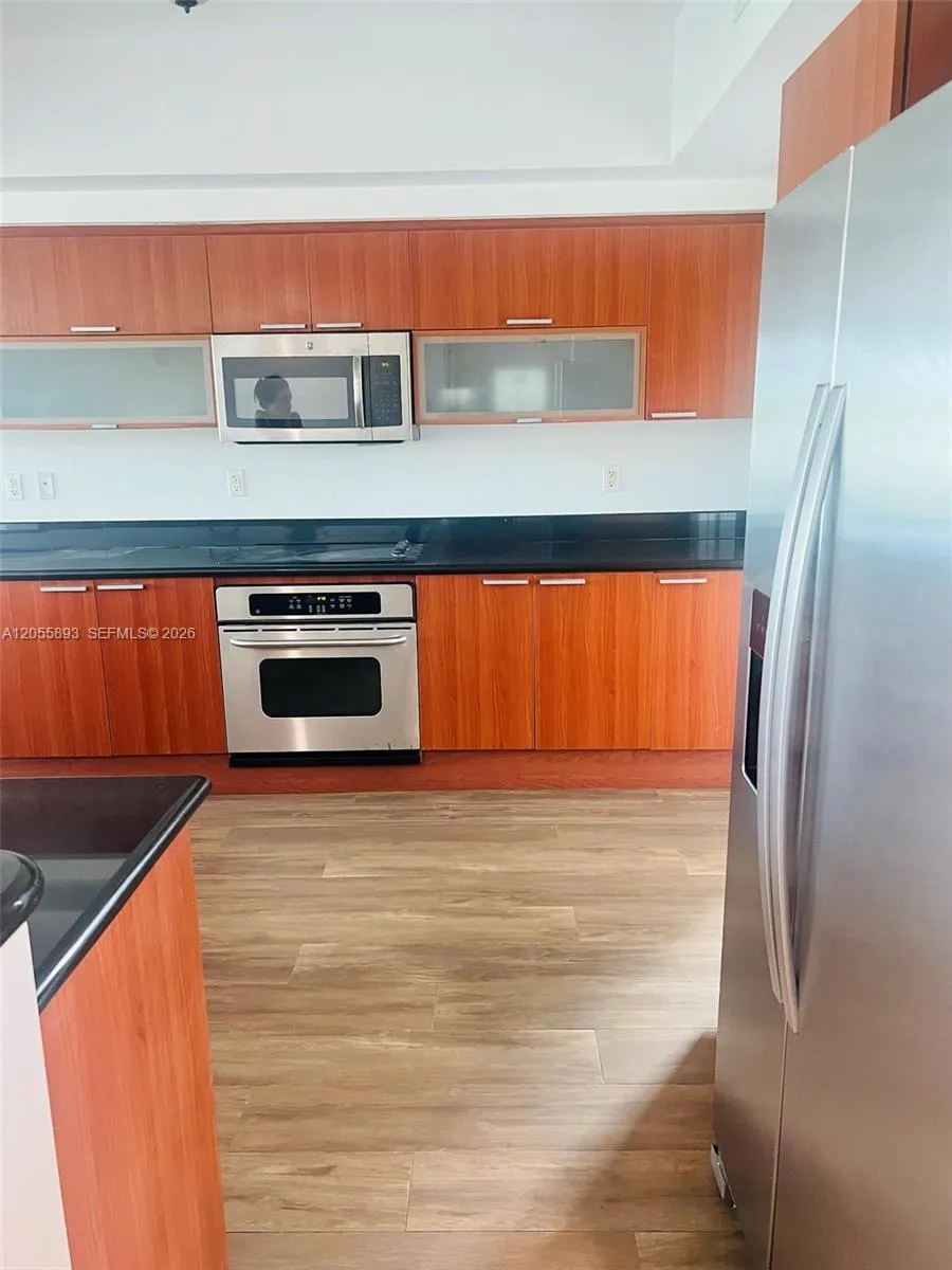 14951 Royal Oaks Ln #409 North Miami, FL 33181