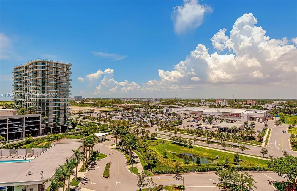 14951 Royal Oaks Ln #409 North Miami, FL 33181