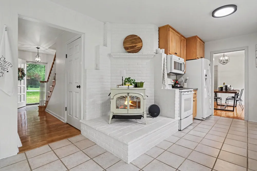 59 Ridgemoor Road Coldwater City, MI 49036