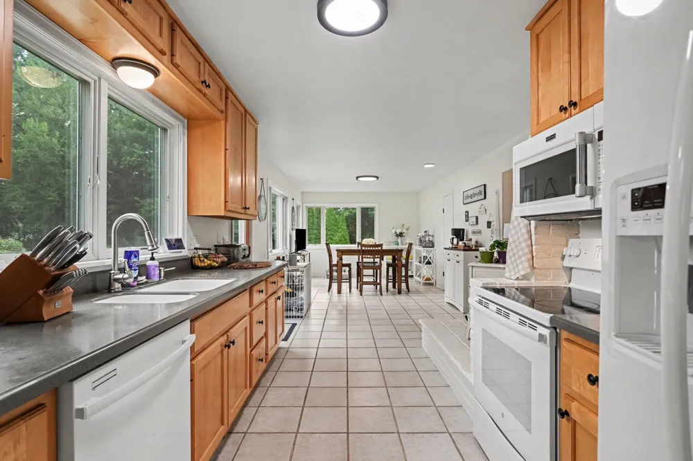59 Ridgemoor Road Coldwater City, MI 49036