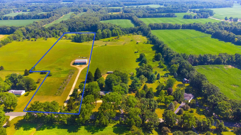 6837 Cochran Road Horton, MI 49246