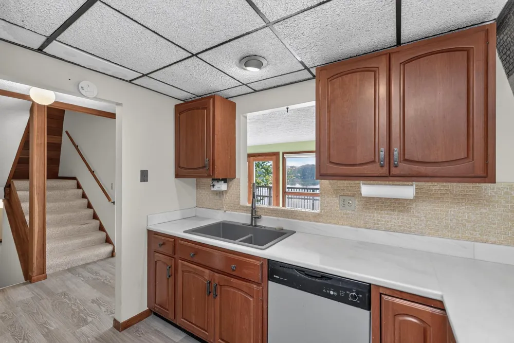 65491 North Drive Cassopolis, MI 49031