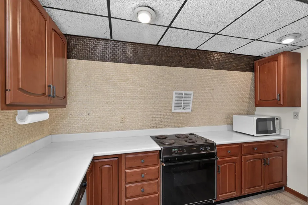 65491 North Drive Cassopolis, MI 49031