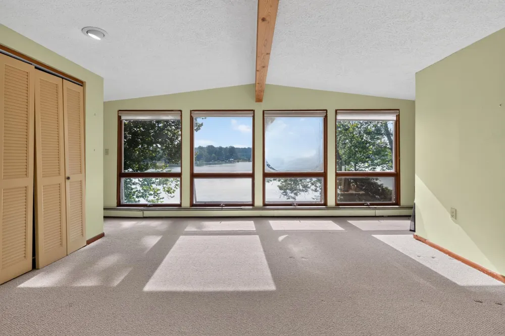 65491 North Drive Cassopolis, MI 49031