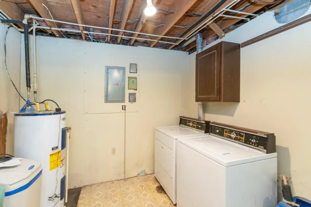 65491 North Drive Cassopolis, MI 49031