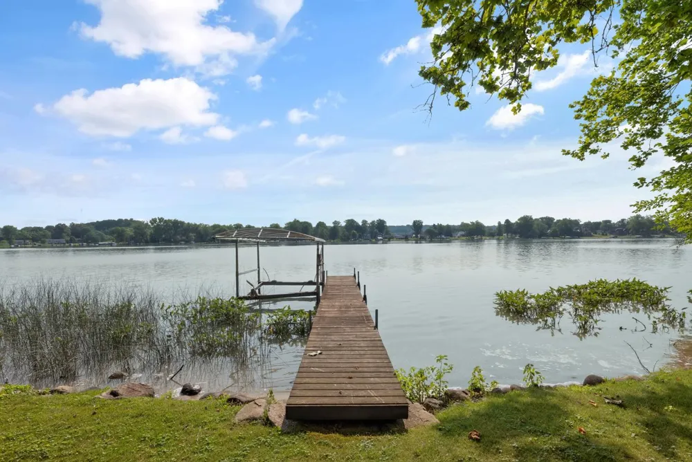 65491 North Drive Cassopolis, MI 49031