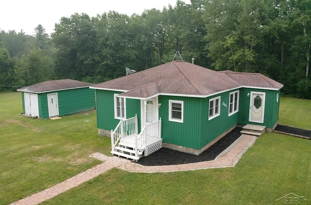 2647 S US 23 Alabaster Township, MI 48763