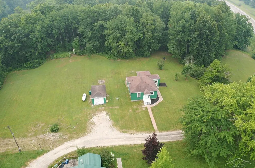 2647 S US 23 Alabaster Township, MI 48763