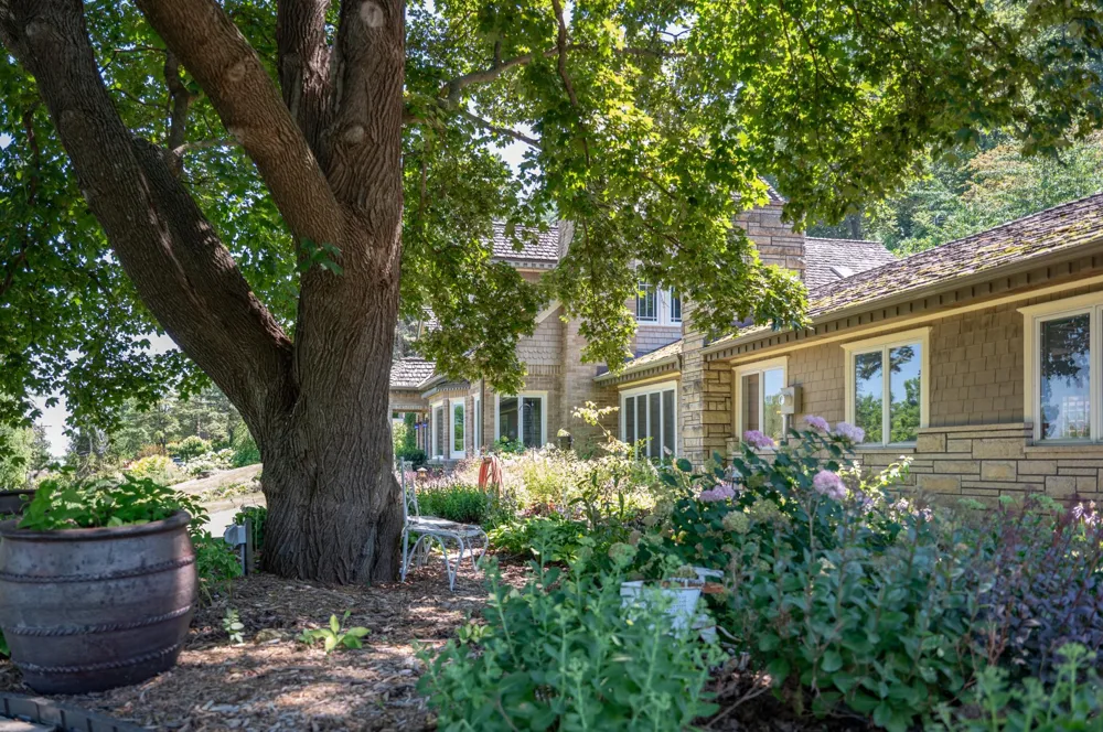 53 W Lake Boulevard Winona, MN 55987