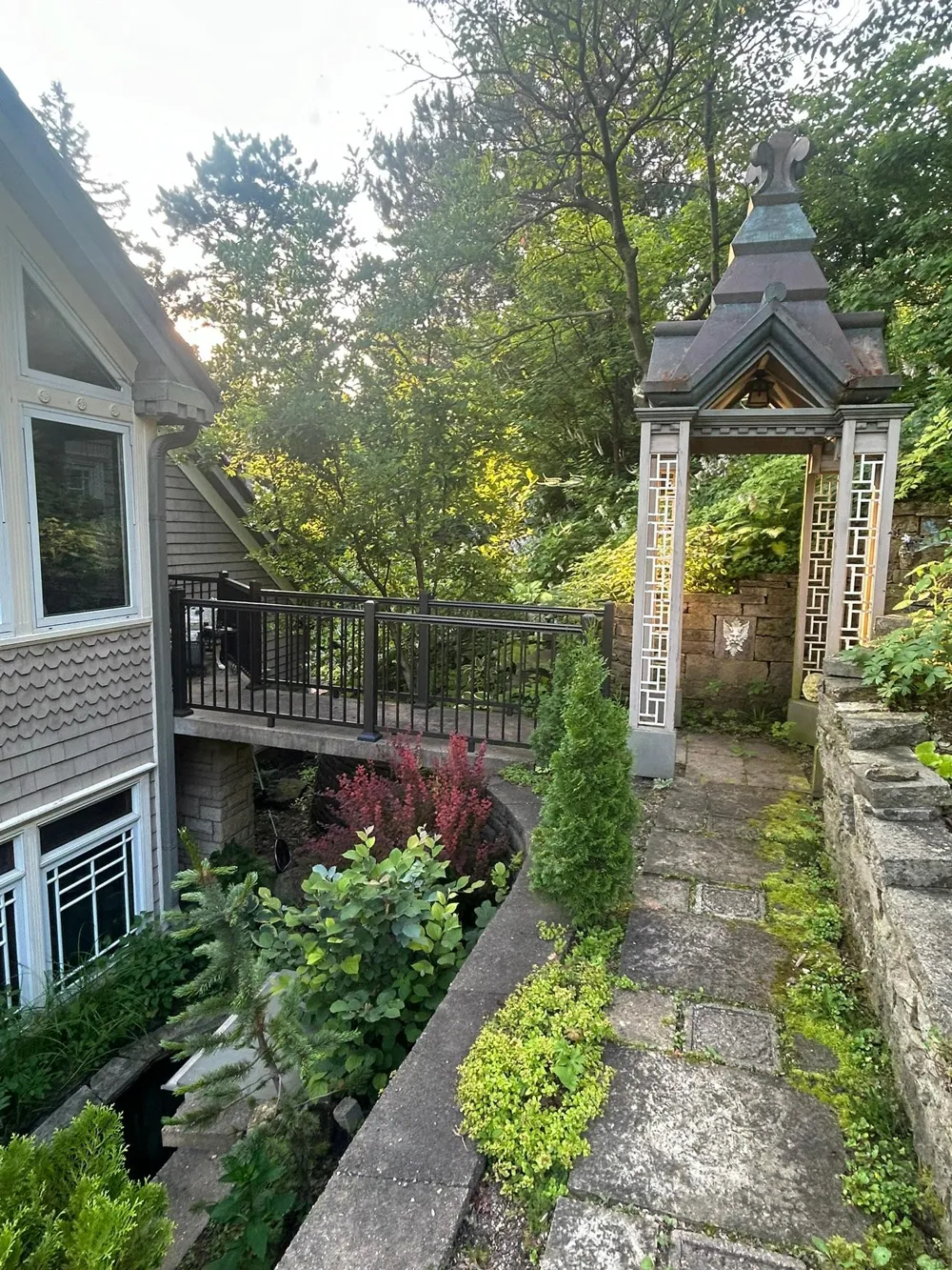 53 W Lake Boulevard Winona, MN 55987
