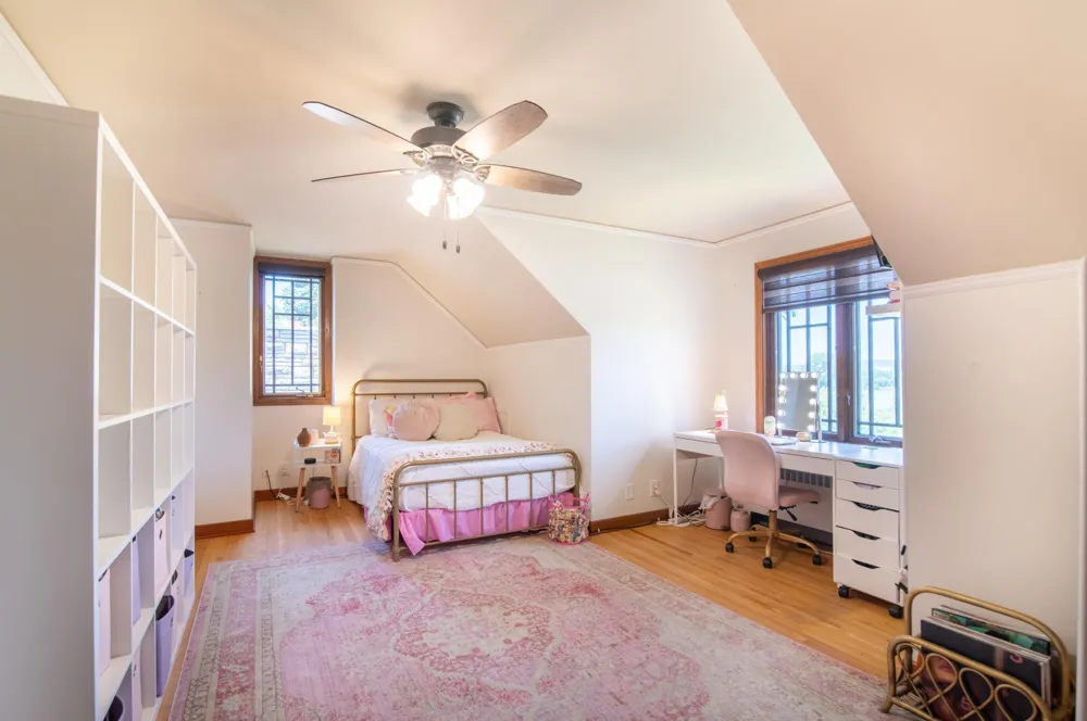 53 W Lake Boulevard Winona, MN 55987