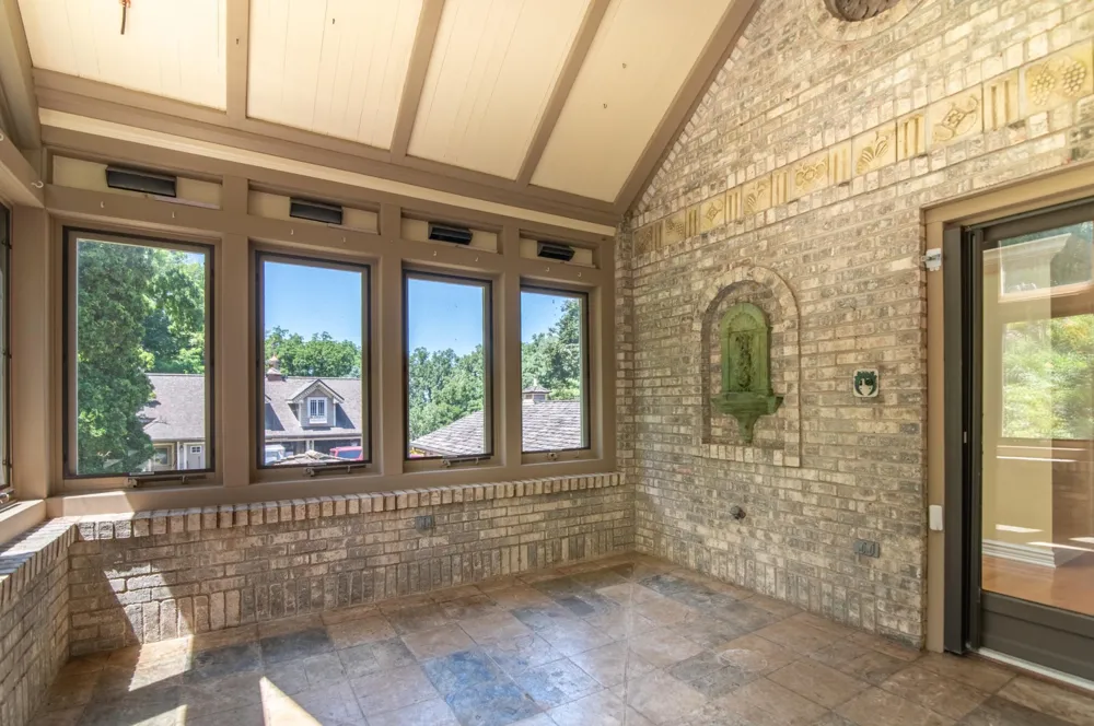 53 W Lake Boulevard Winona, MN 55987