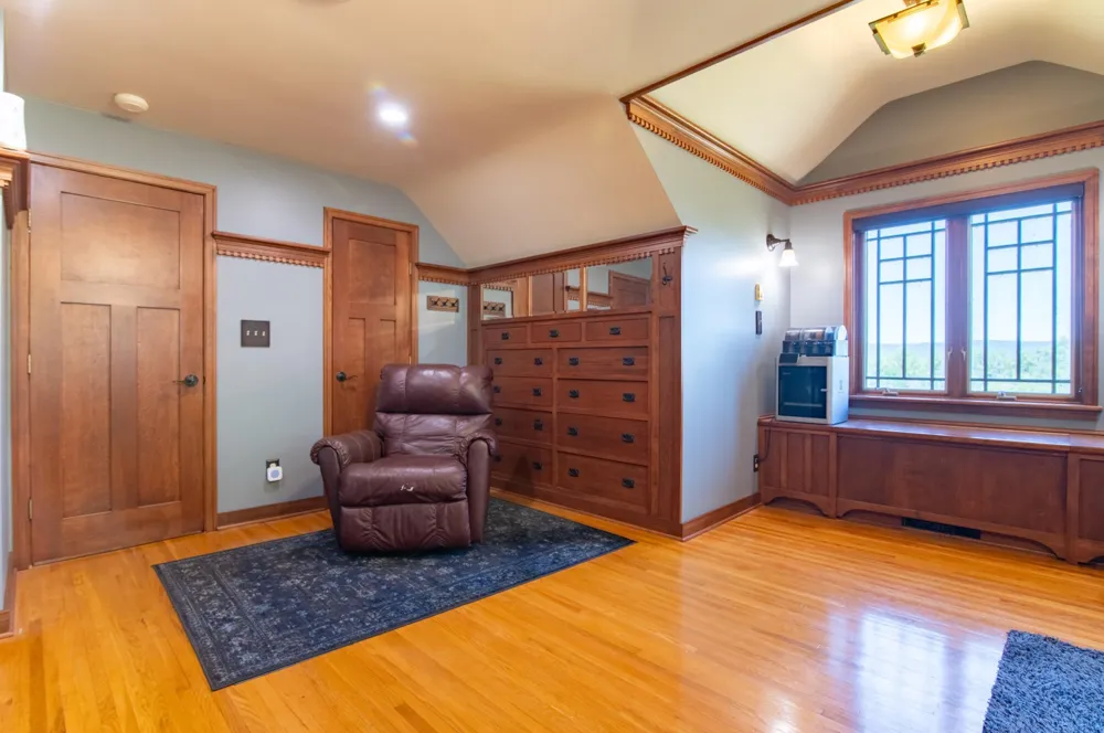 53 W Lake Boulevard Winona, MN 55987