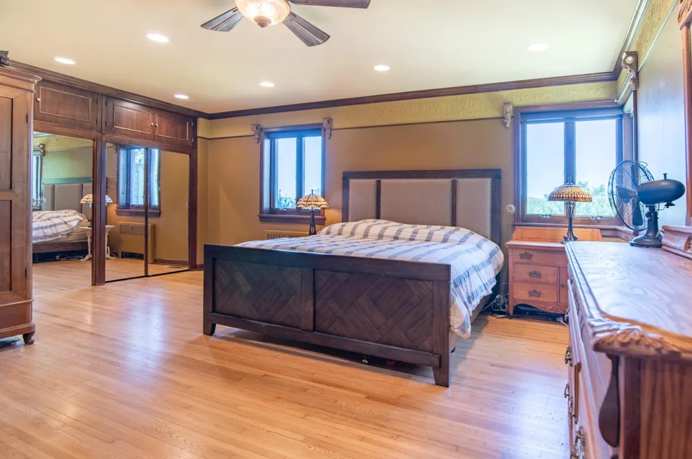 53 W Lake Boulevard Winona, MN 55987