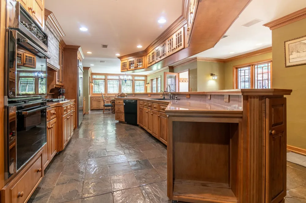 53 W Lake Boulevard Winona, MN 55987
