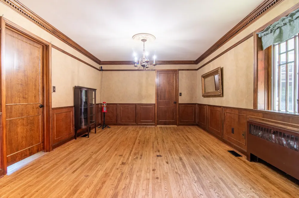 53 W Lake Boulevard Winona, MN 55987