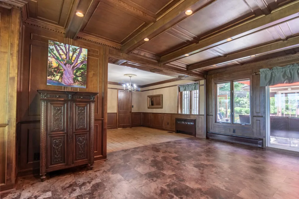 53 W Lake Boulevard Winona, MN 55987