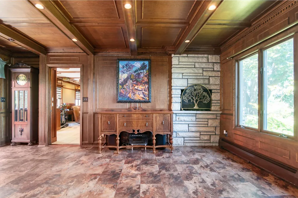 53 W Lake Boulevard Winona, MN 55987