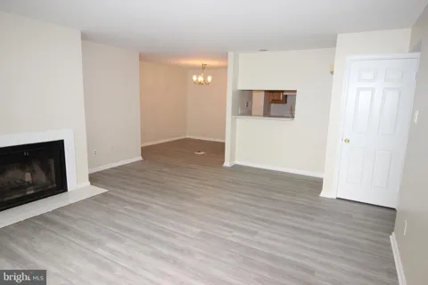1794 BAYLEY LANE